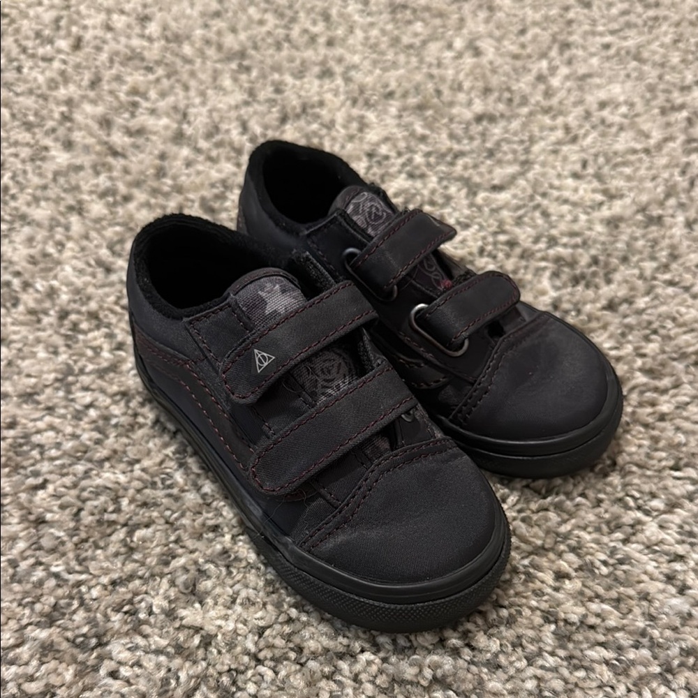 Vans Kids Black Velcro Sneakers